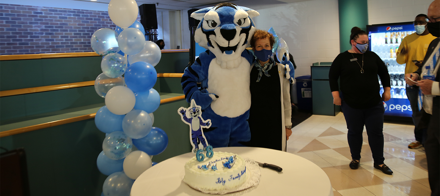 President Prisco celebrates Charter Day 2022 with Blue