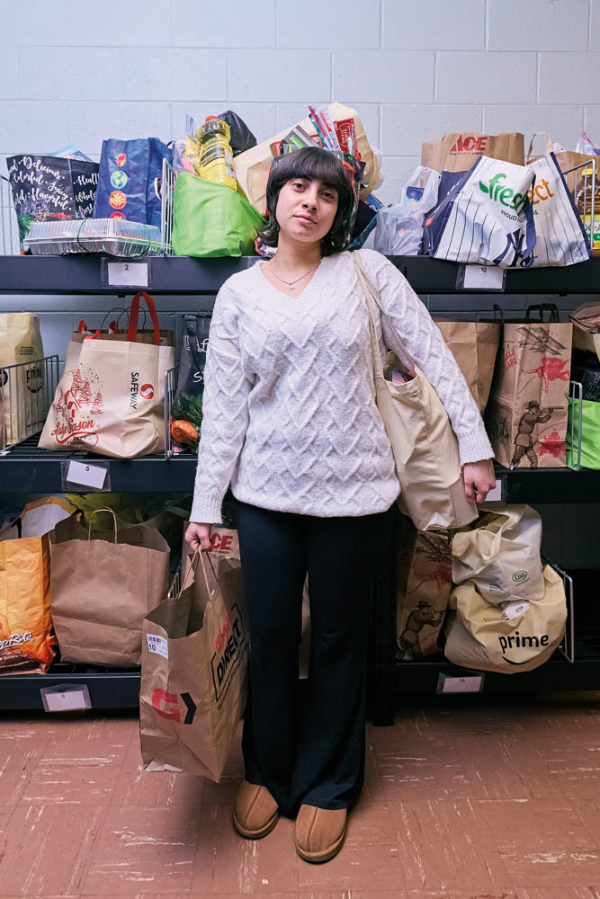 Alyah Ramos picture at a food pantry