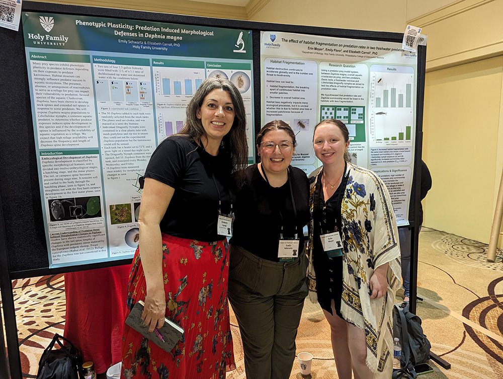 Research Internship Students Present Findings at Society for Freshwater Science Annual Meeting