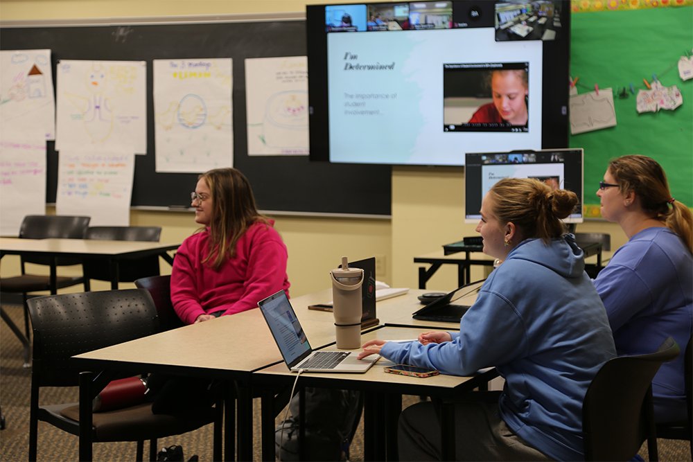 Students listening to lecture during Education class