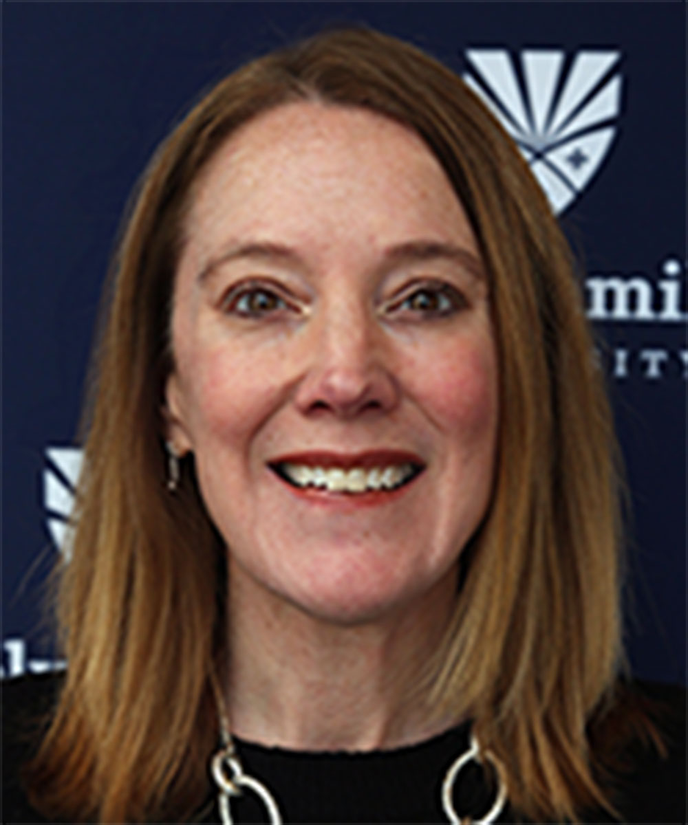 Lauren Campbell headshot