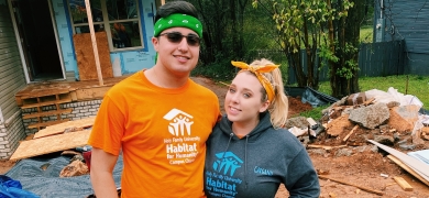 Students on Habitat for Humanity Trip