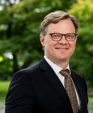 Chris Fuller Headshot 2025